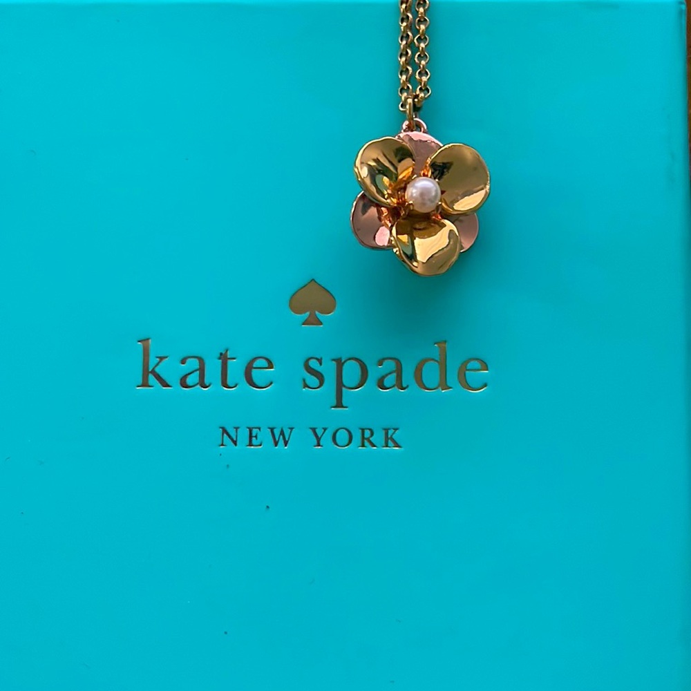 Gold Flower Pearl Pendant Kate Spade necklace